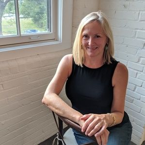 Meet your Posher, Tina